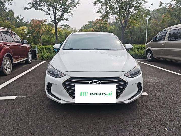 Elantra 2016 1.6L AT Smart Elite photo 2