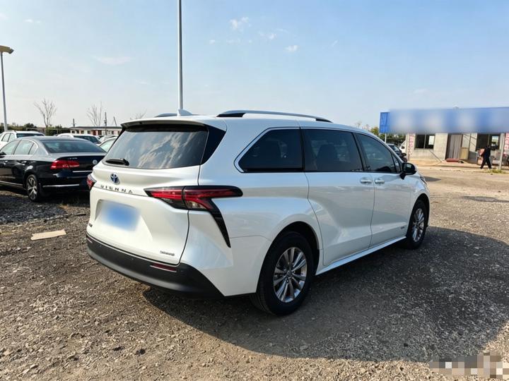 Sienna 2021 2.5L Hybrid Comfort photo 6