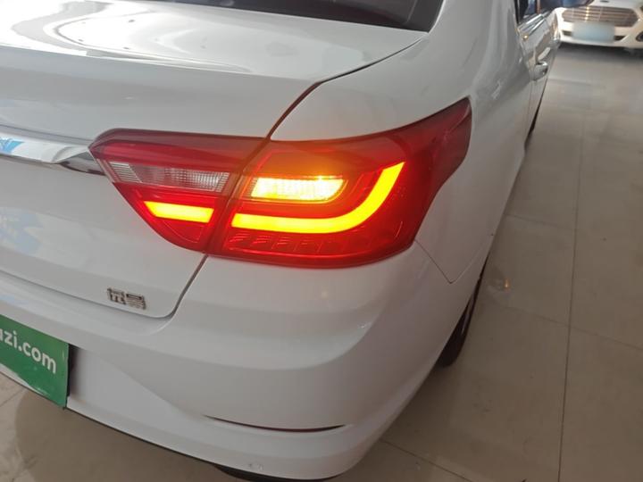 Vision 2020 Facelift 1.5L CVT photo 7