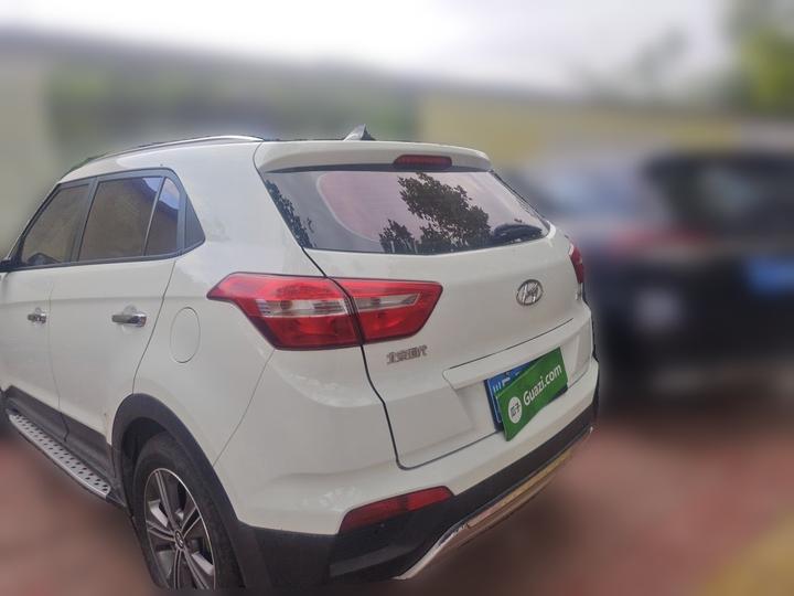 ix25 2015 1.6L AT RWD Smart GLS photo 4
