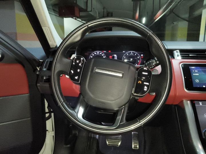 Range Rover Sport 2020 3.0 L6 HSE DYNAMIC photo 3