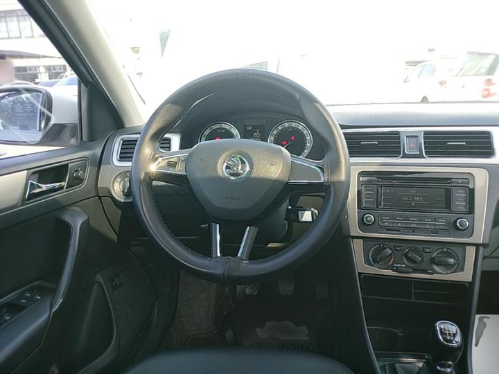 Rapid 2018 1.4L MT Comfort photo 6
