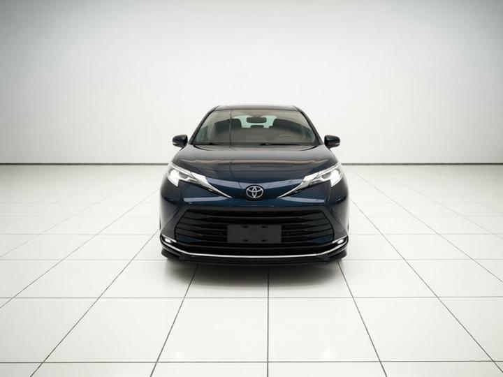 Sienna 2023 2.5L Hybrid Comfort photo 2
