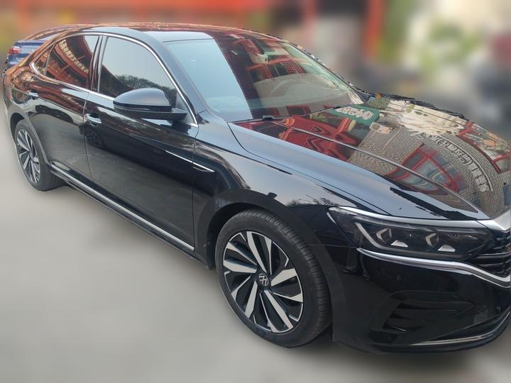Passat 2022 330TSI Luxury photo 3