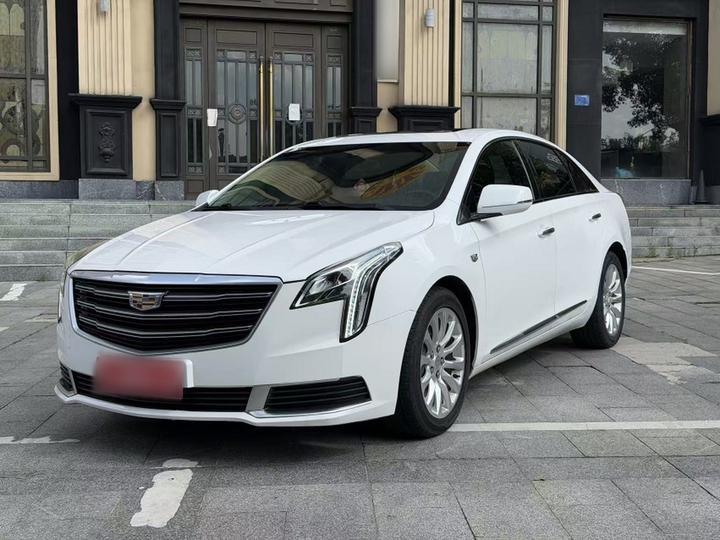 XTS 2018 28T Tech photo 3