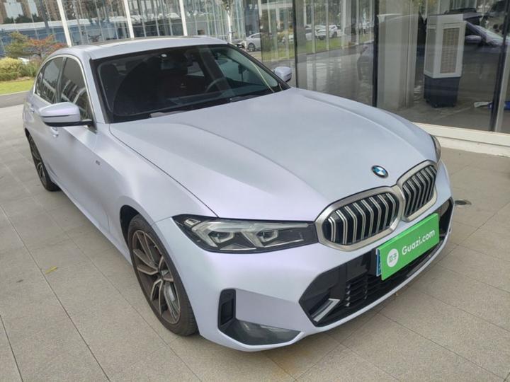 3 Series 2023 320Li M Sport Package photo 3