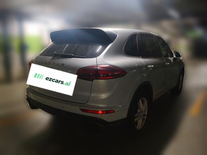 2015 Cayenne 3.0T photo 6