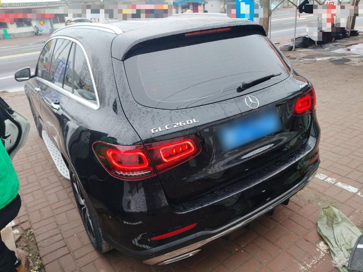 GLC 2022 Facelift GLC 260 L 4MATIC Luxury photo 4