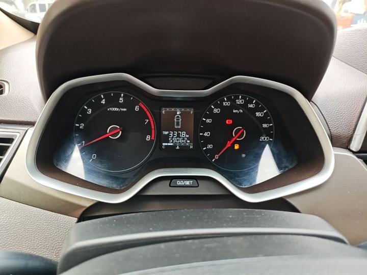310W 2017 1.5L MT Comfort China VI photo 7
