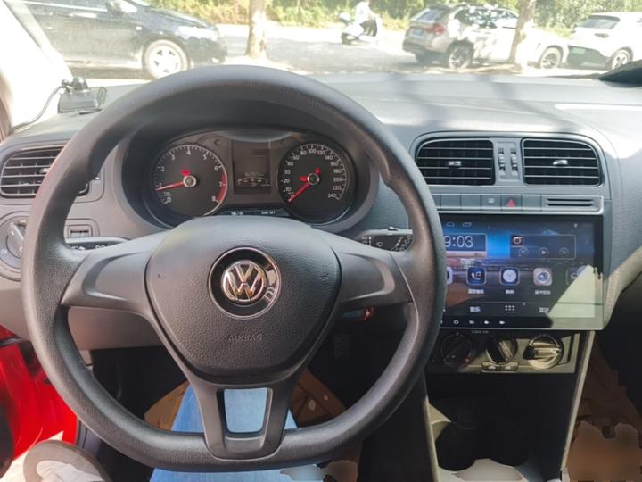 Polo 2016 1.4L MT photo 4