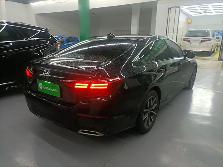 2022 260TURBO Elegant photo 4