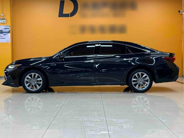 Avalon 2019 Hybrid 2.5L Luxury China VI photo 4