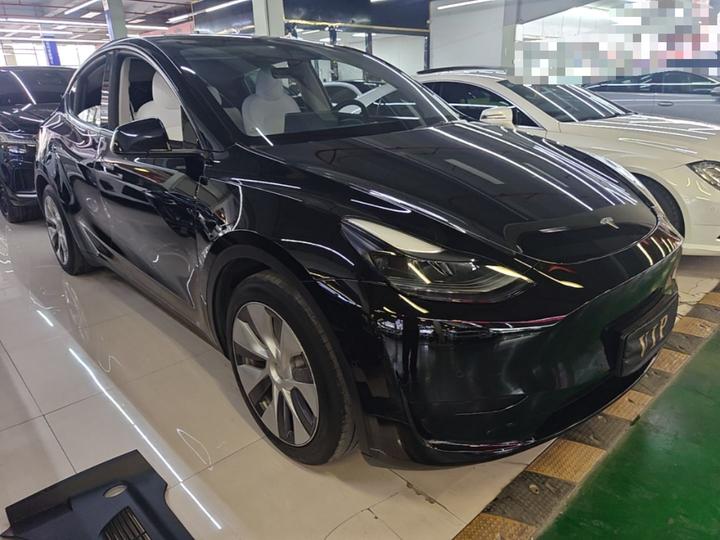Model Y 2022 RWD photo 3