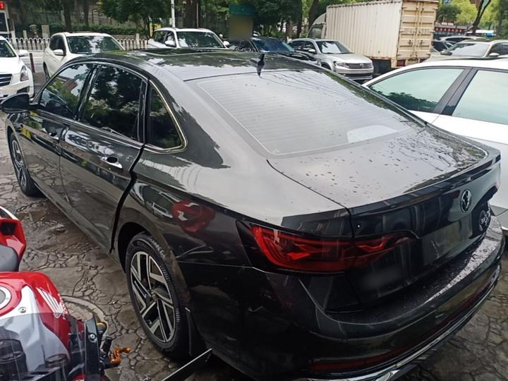 Sagitar 2023 300TSI DSG photo 4