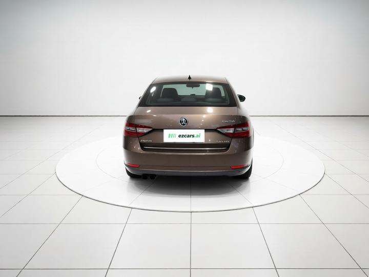 Superb 2016 TSI330 DSG photo 5