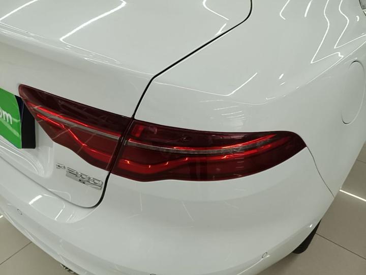 XEL 2020 2.0T 200PS R-DYNAMIC S Progressive Sport photo 7