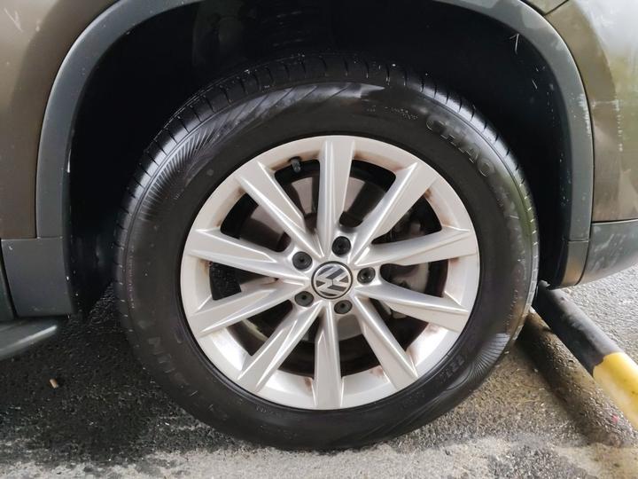 Tiguan 2015 1.8TSI MT RWD photo 8