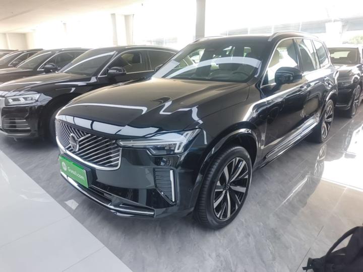 XC90 2025 Facelift B6 Luxury 6-Seater
