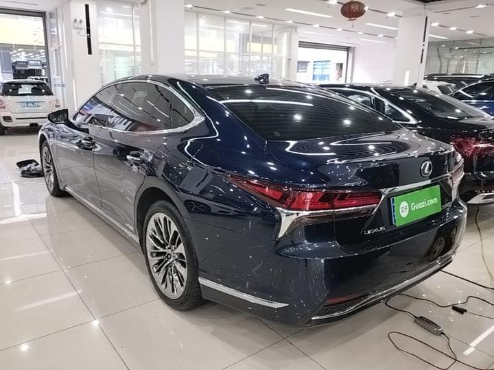 LS 2018 500h Excellence China V photo 4
