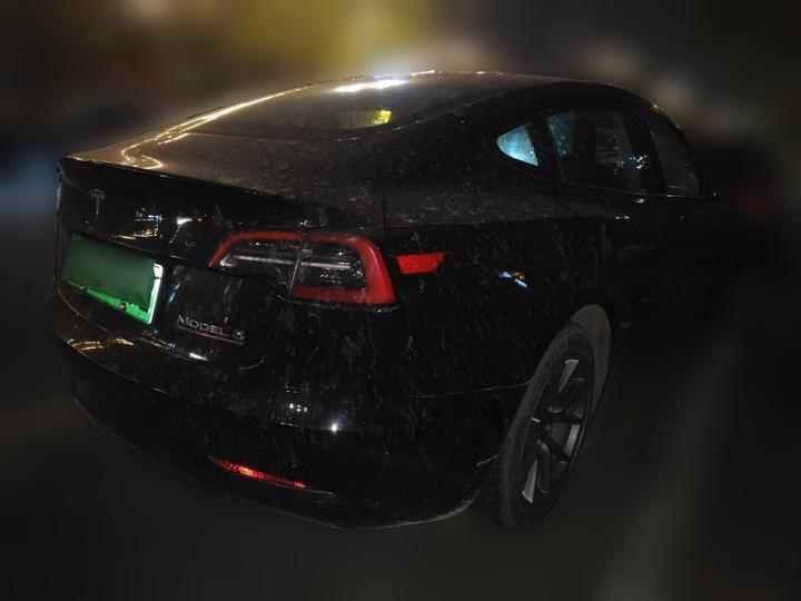 Model 3 2022 RWD photo 4