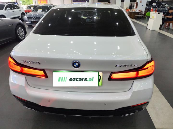 5 Series EV 2022 535Le M Sport Package photo 3