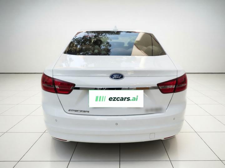 Escort 2015 1.5L AT Fashion photo 3