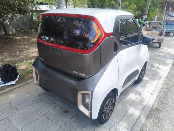 E200 2018 photo 4