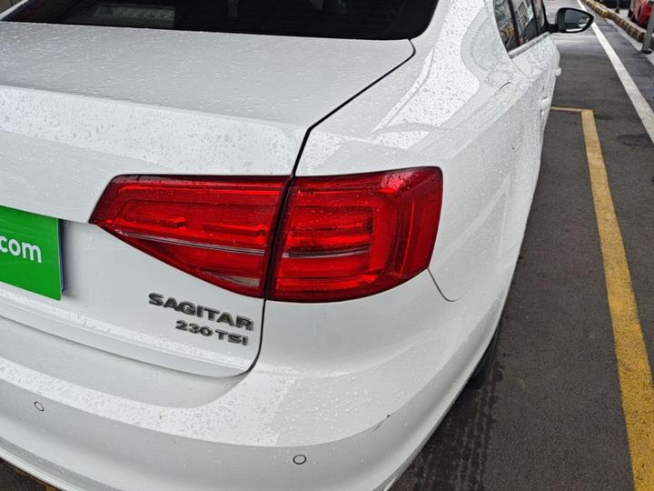 Sagitar 2017 230TSI AT Comfort photo 7