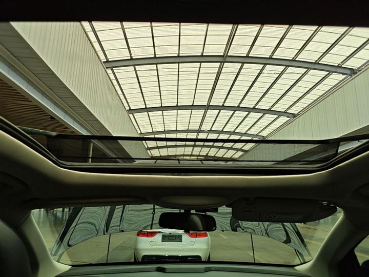 Edge 2022 PLUS EcoBoost 245 AWD 7-Seater photo 7