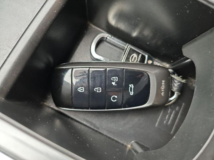 AION S 2023 530 48.67kWh LFP photo 8