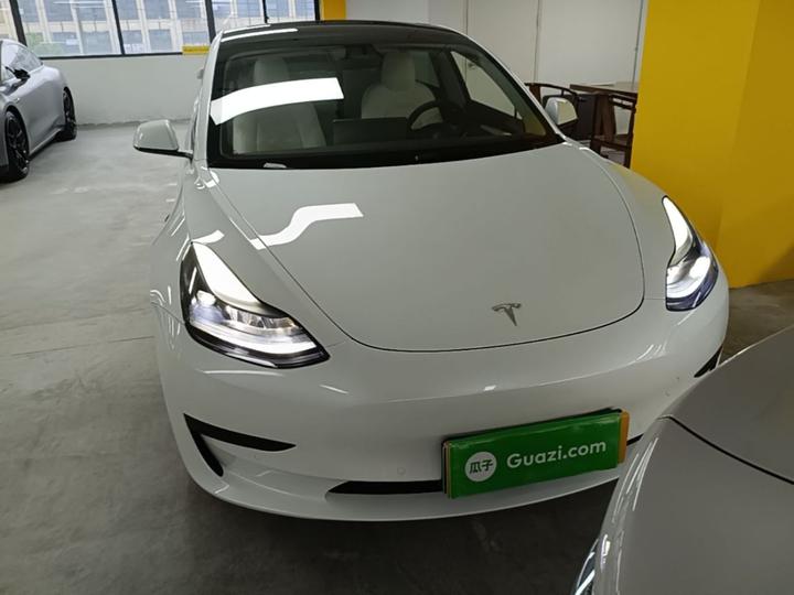 Model 3 2022 RWD photo 2