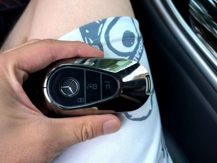C-Class 2023 C 200 L Sport photo 8