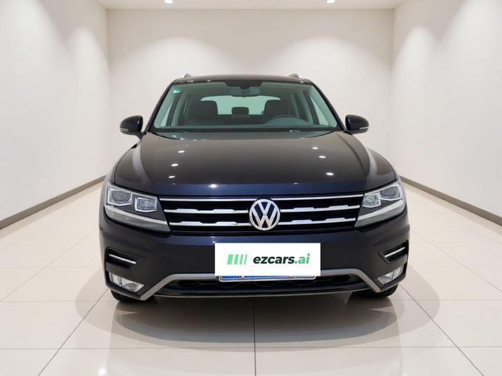 Tiguan L 2018 Facelift 330TSI AT RWD Luxury photo 2