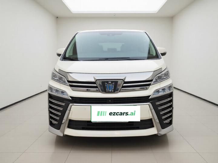 2021 Crown Hybrid 2.5L HV Supreme photo 2