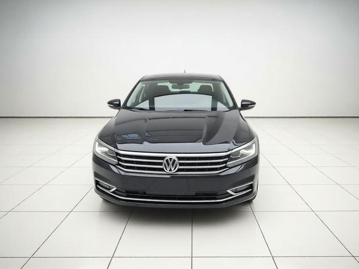 Passat 2017 330TSI DSG photo 2