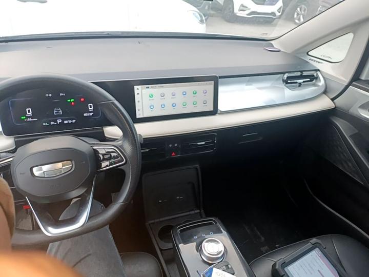 E Firefly 2023 320KM 5-Seater photo 2