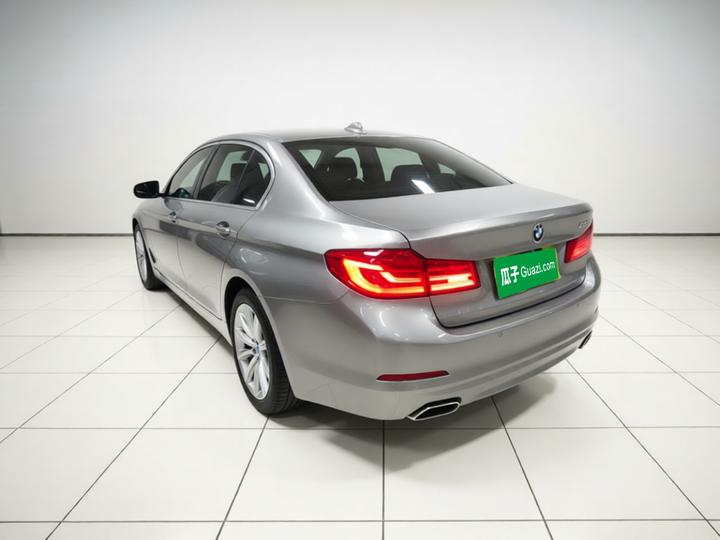 5 Series 2018 528Li Special photo 4