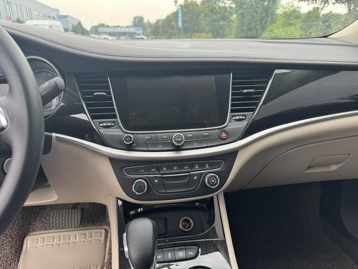 Verano 2015 Sedan 15S AT Leading photo 7