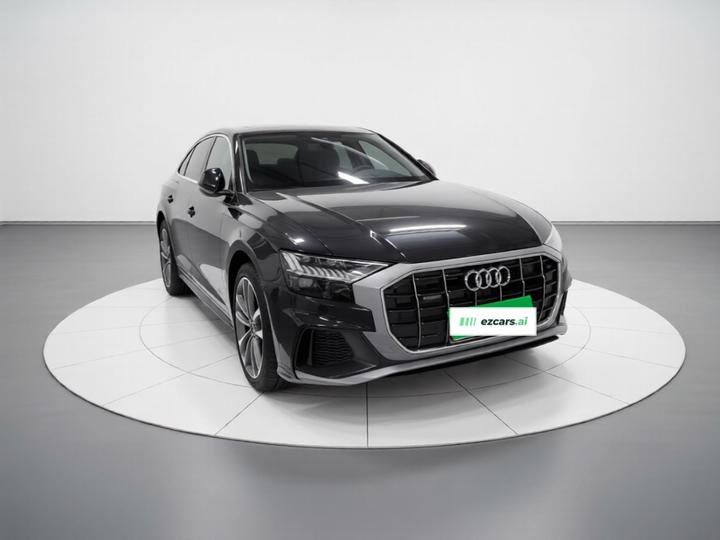 Q8 2022 55 TFSI Luxury Dynamic photo 3