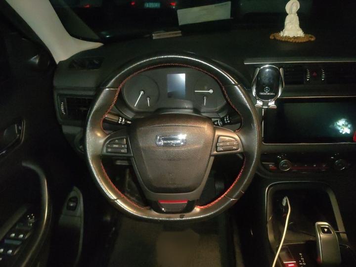 2019 Qoros 5S 1.6TGDI Premium photo 3