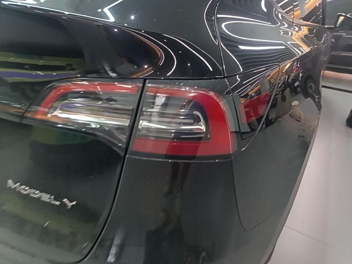 Model Y 2021 Standard Range RWD photo 7