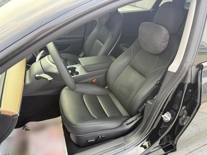 Model 3 2022 RWD photo 7