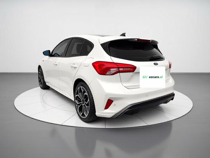 Focus 2020 Hatchback EcoBoost 180 AT ST Line photo 4