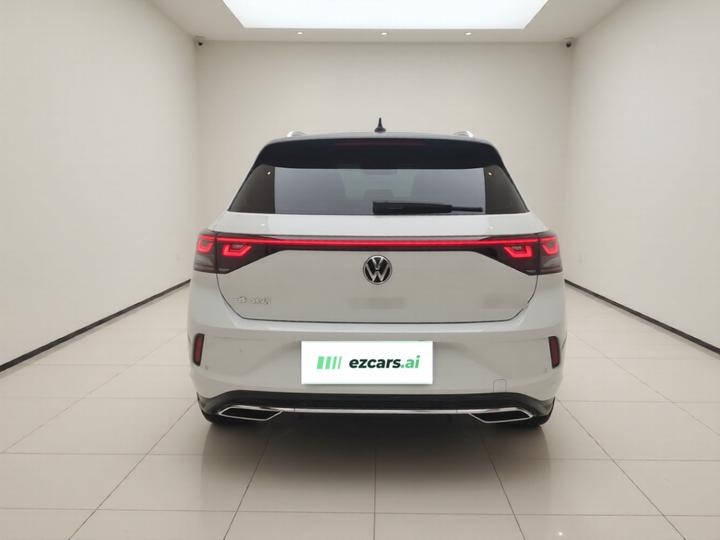 T-Roc 2025 Facelift 300TSI DSG RWD photo 3