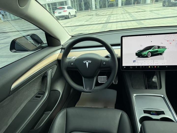 Model 3 2022 RWD photo 3