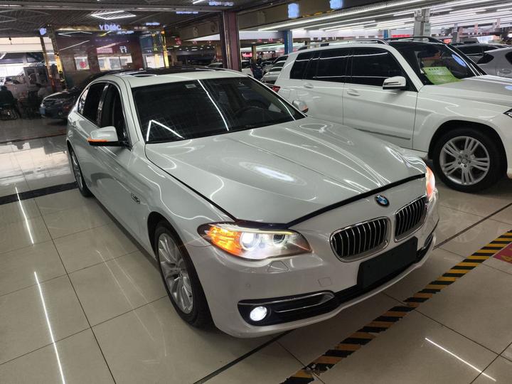 5 Series 2014 525Li Luxury Design Package photo 3