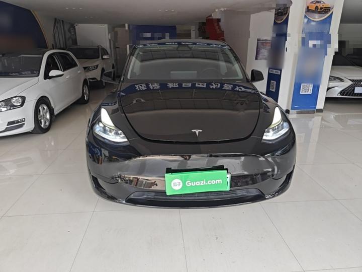 Model Y 2022 Facelift RWD photo 2