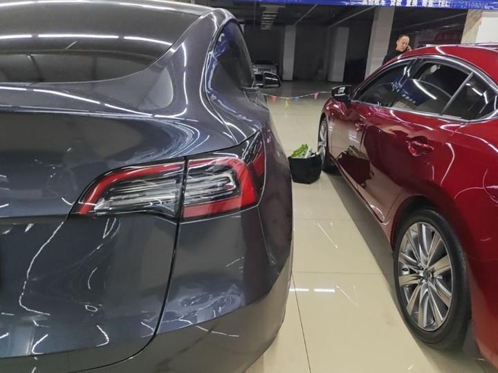 Model Y 2023 RWD photo 7
