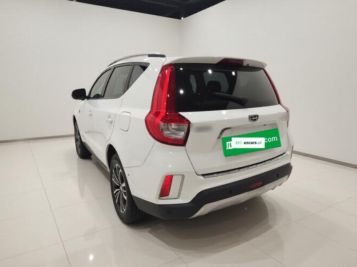 Vision X6 2016 1.8L MT Luxury photo 4