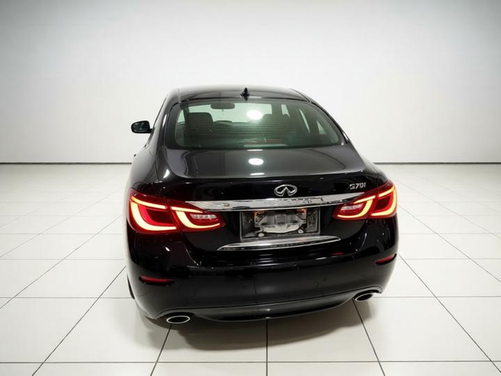Q70 2017 Q70L 2.5L Elite photo 3